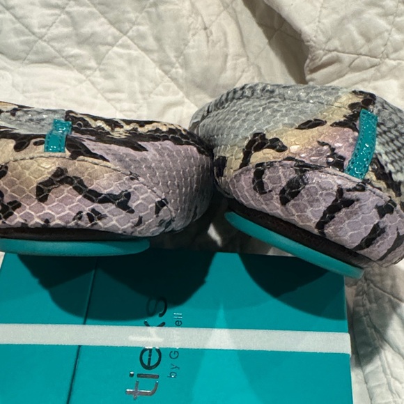 Tieks Lavender Snakeskin Ballet Flats - Picture 4 of 7
